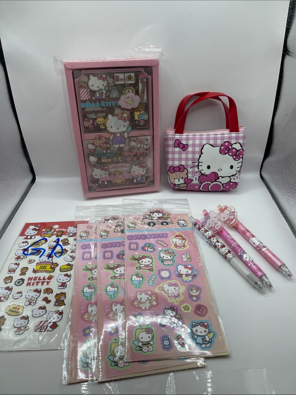 Hello Kitty Pink and Red Mini Stationery Gift Set